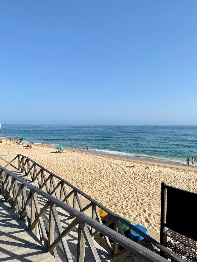 Beautiful Apartment For Rent In Quinta Do Lago With Excellent Resort Facilities Close To Lake And Beach. Exterior foto